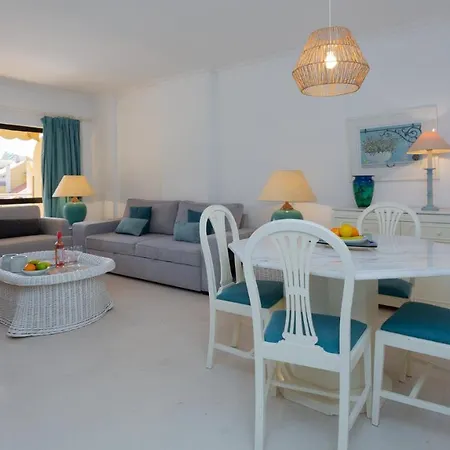 Marina 2bdr With Balcony & Pool - 5min From By Lovelystay * Quarteira