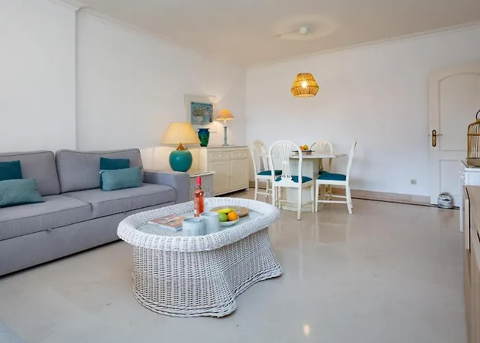 Marina 2bdr With Balcony & Pool - 5min From By Lovelystay * Quarteira