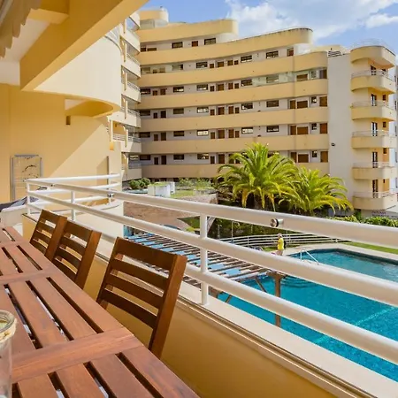 Marina 2bdr With Balcony & Pool - 5min From By Lovelystay Apartment *